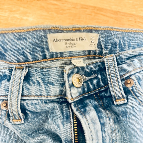 Abercrombie & Fitch 90s low rise Medium Blue baggy Jeans 25 long curve love - Picture 2 of 3